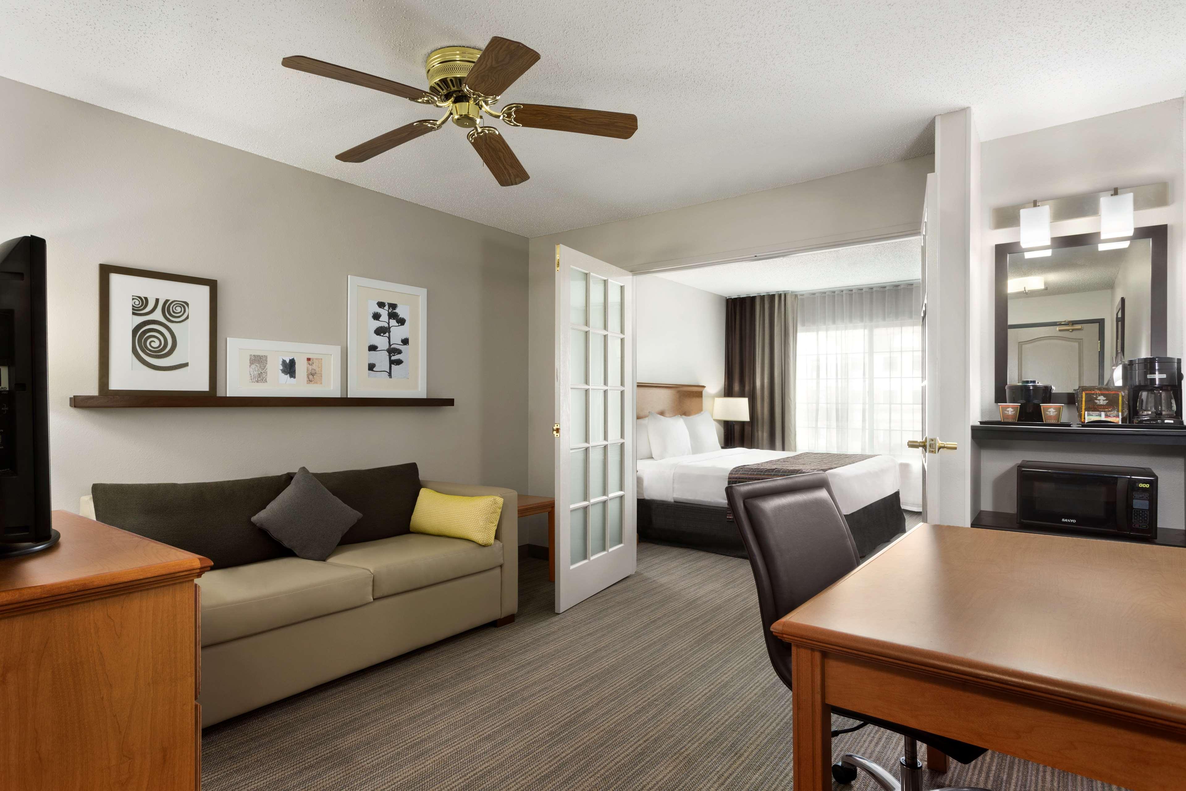 Country Inn & Suites By Radisson, Columbus Airport, Oh Exteriér fotografie